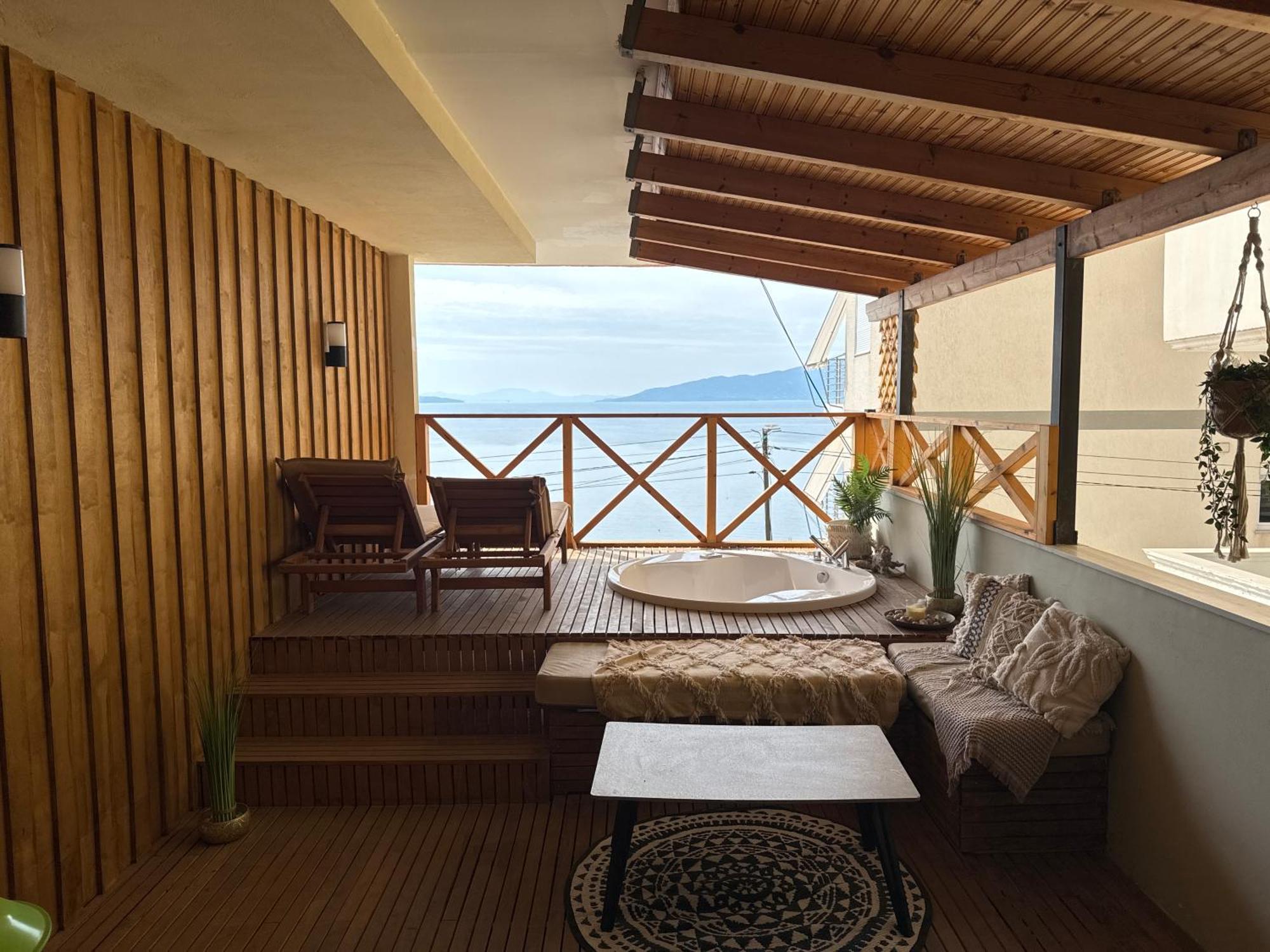 Janko Elite Apartment Sarandë Exterior foto